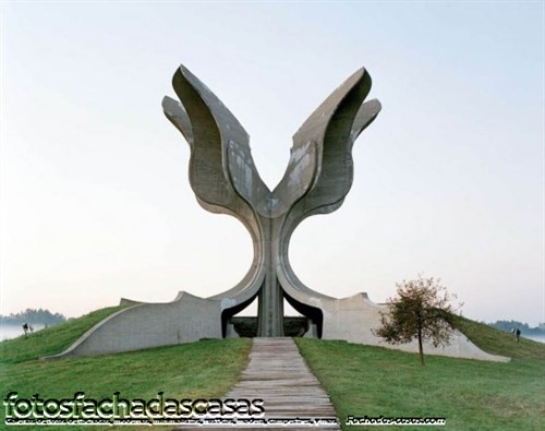 Monumentos olvidados Yugoslavos de la segunda guerra mundial